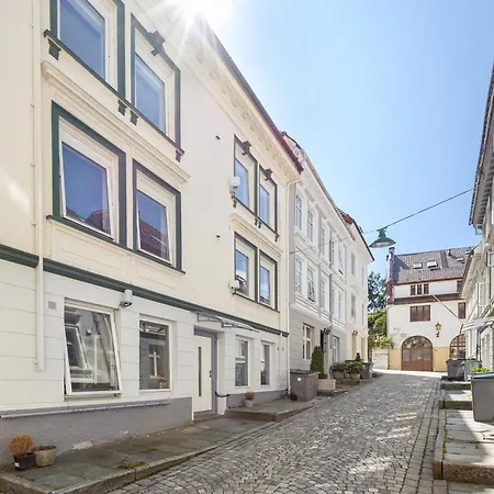 100sqm 5br Behind Bryggen - King Beds - Family Friendly Apartament *