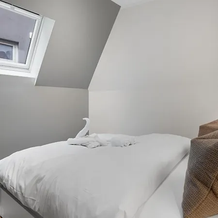 100sqm 5br Behind Bryggen - King Beds - Family Friendly Apartment Bergen