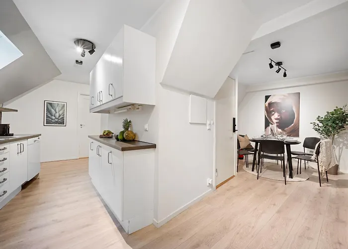 100sqm 5br Behind Bryggen - King Beds - Family Friendly * Bergen