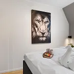 100sqm 5br Behind Bryggen - King Beds - Family Friendly Apartman Bergen